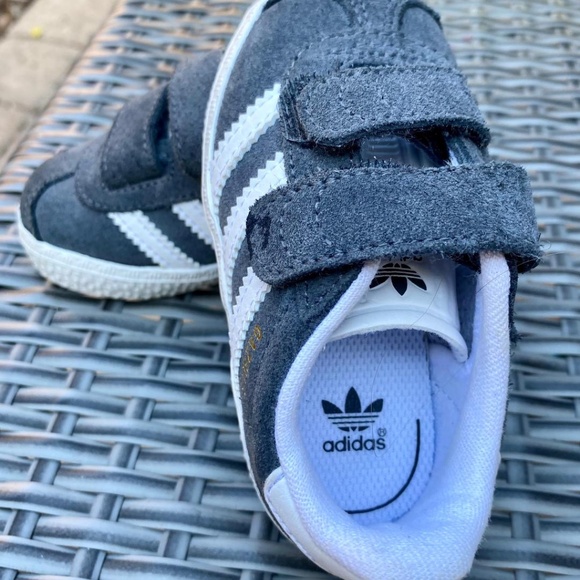 adidas Gazelle OrthoLite Suede Grey hook-and-loop Toddler Sneakers size 5K - Picture 8 of 8